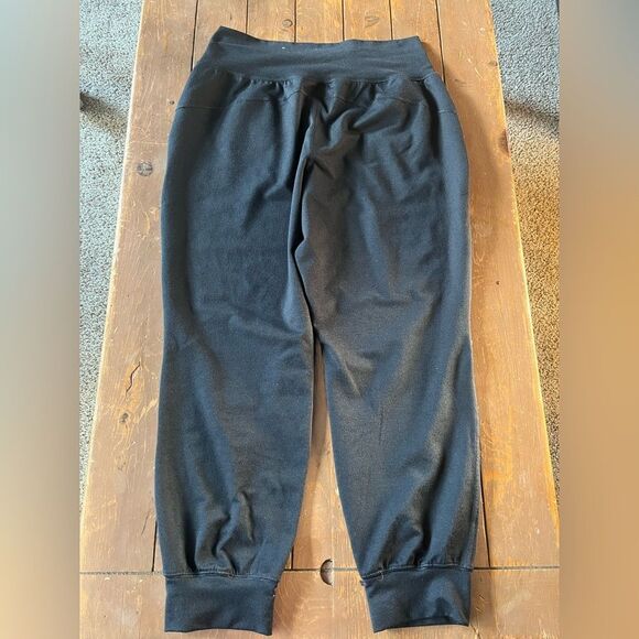 Old Navy Extra High-Waisted CloudComfy Joggers - Picture 2 of 7